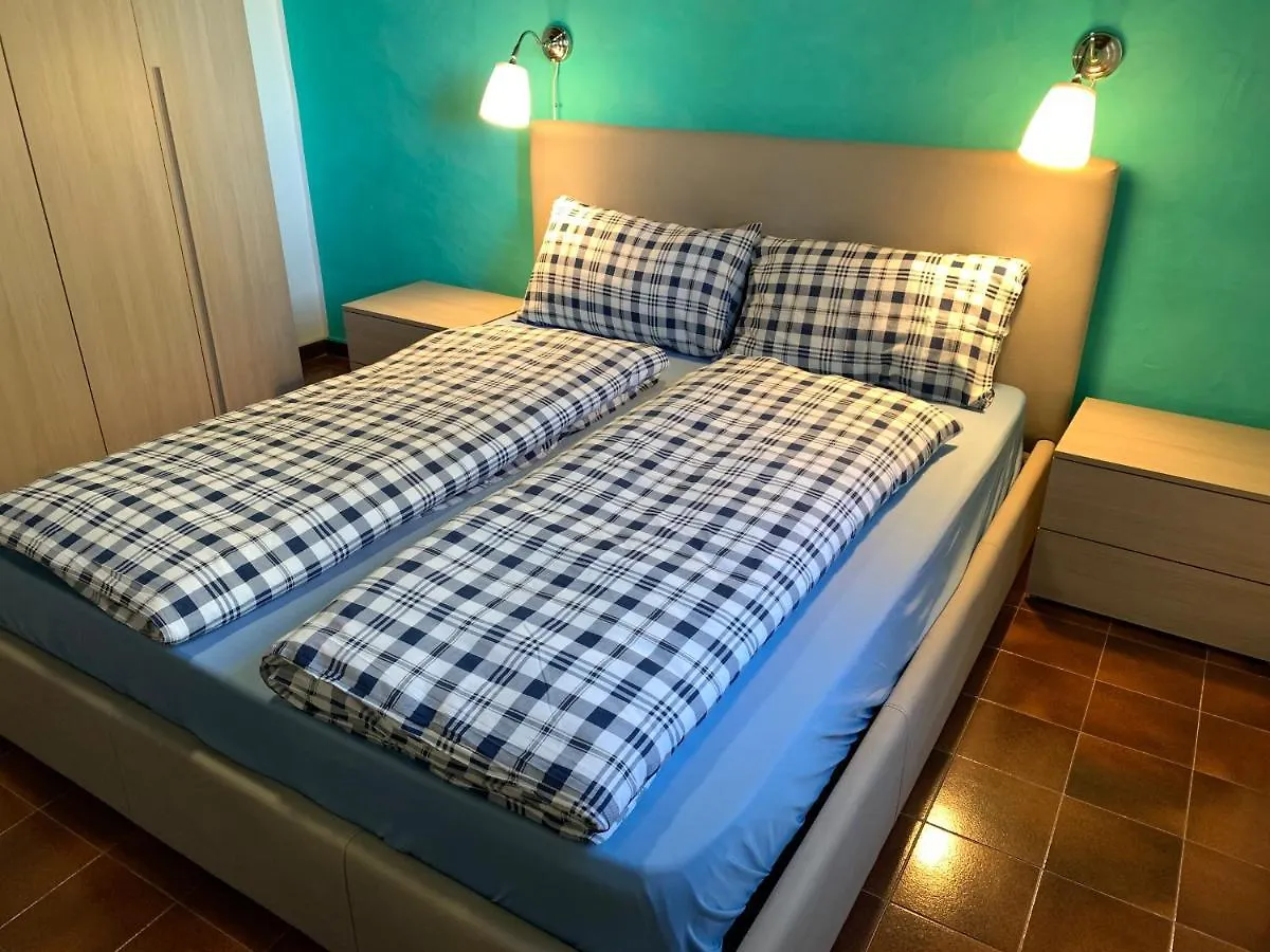 Villa Del Brigante, 200M From The Beach, 80M², 2 Bedrooms, 4-5 Persons Capitana 0*,  Italien