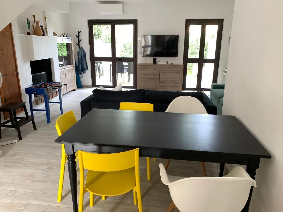 Villa Del Brigante, 200M From The Beach, 80M², 2 Bedrooms, 4-5 Persons Capitana 0*,  Italien